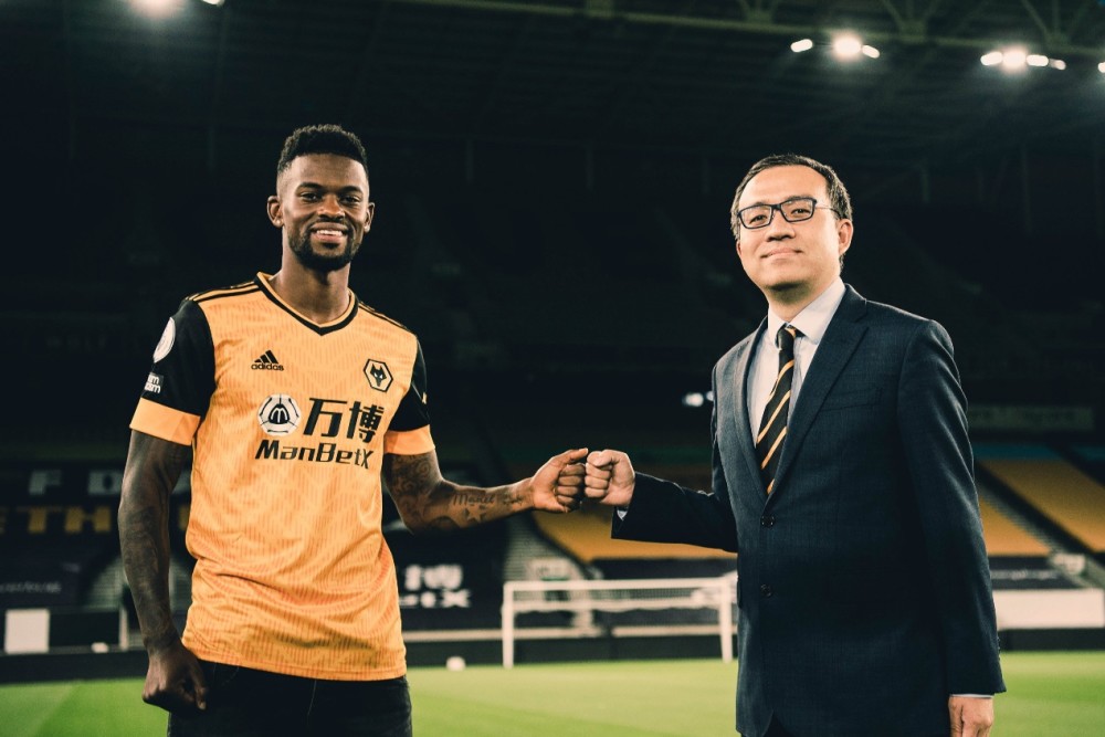 米兰娱乐 -冲刺阶段巴塞罗那备战葡超，完成体检细节曝光，引发热议，团队化学反应显著(巴塞罗那和利物浦战绩)