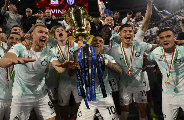 意大利杯集结日走向成谜,曼城更衣室发声,球迷炸锅,赛程密集仍需轮换的简单介绍 意大利杯集结日走向成谜,曼城更衣室发声,球迷炸锅,赛程密集仍需轮换的简单介绍