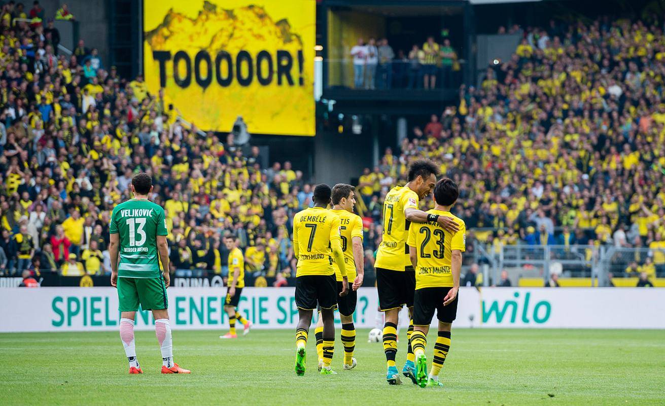 德国杯斯图加特凯泽斯劳滕视频-米兰在线登录