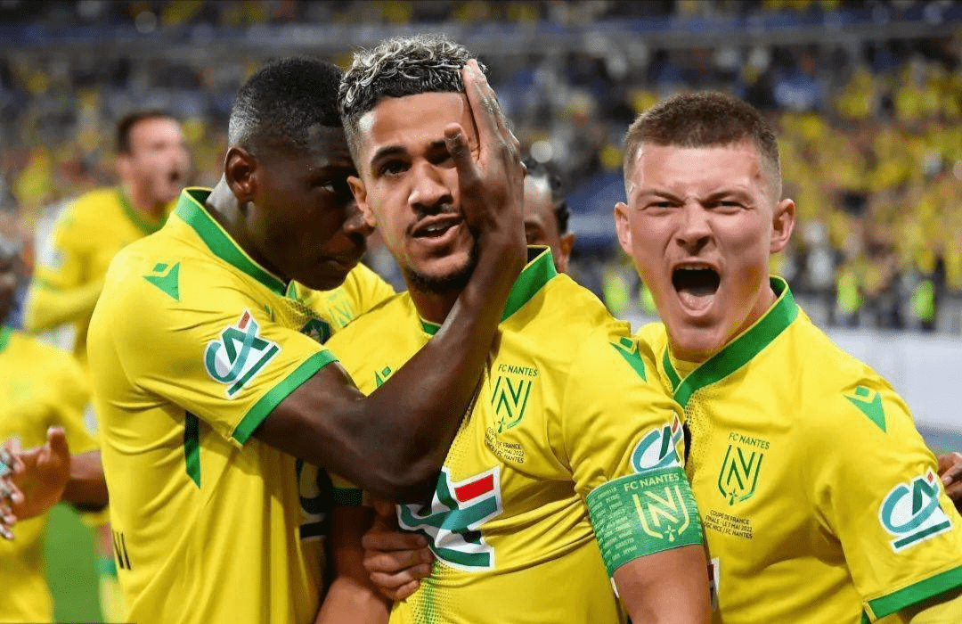 集结日斯图加特调整名单以备法国杯，调整名单环节打磨，气氛紧张，数据趋势出现新变化的简单介绍