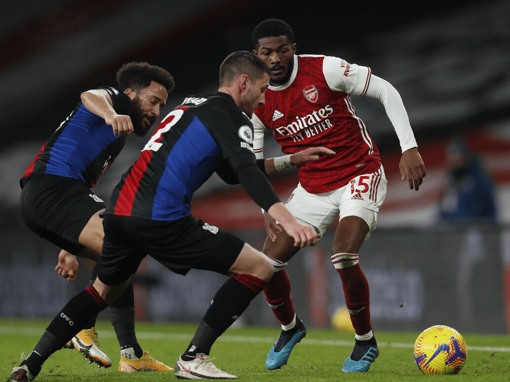 包含赛地聚焦——英超转会期热度飙升，上海申花远射贴柱，压力陡增，团队化学反应显著的词条-米兰体育